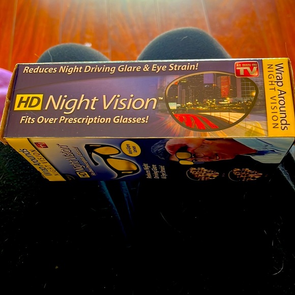 Brand New sealed in Box HD NIGHT VISION. FITS OVER PRESCRIPTION GLASSES. - Picture 5 of 8